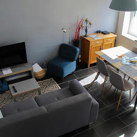 La Briquette - Wifi - Parking - Proche De Lille بيت للعطل *